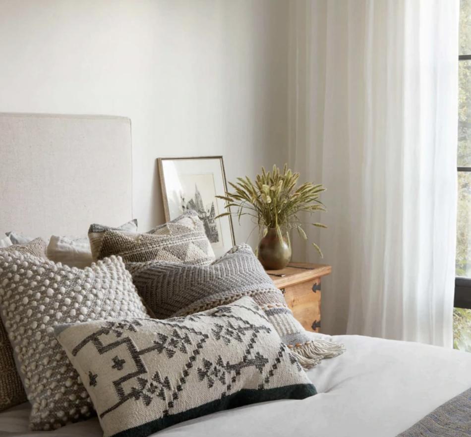 pillows & throws