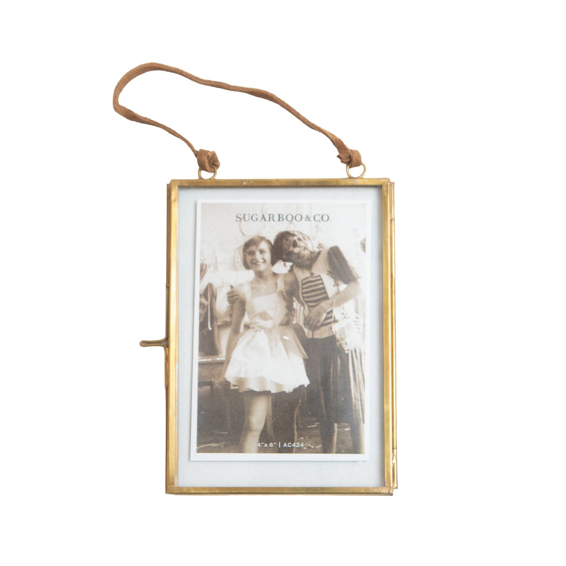 Brass Frame 4"x6" Vertical | Niche&Co