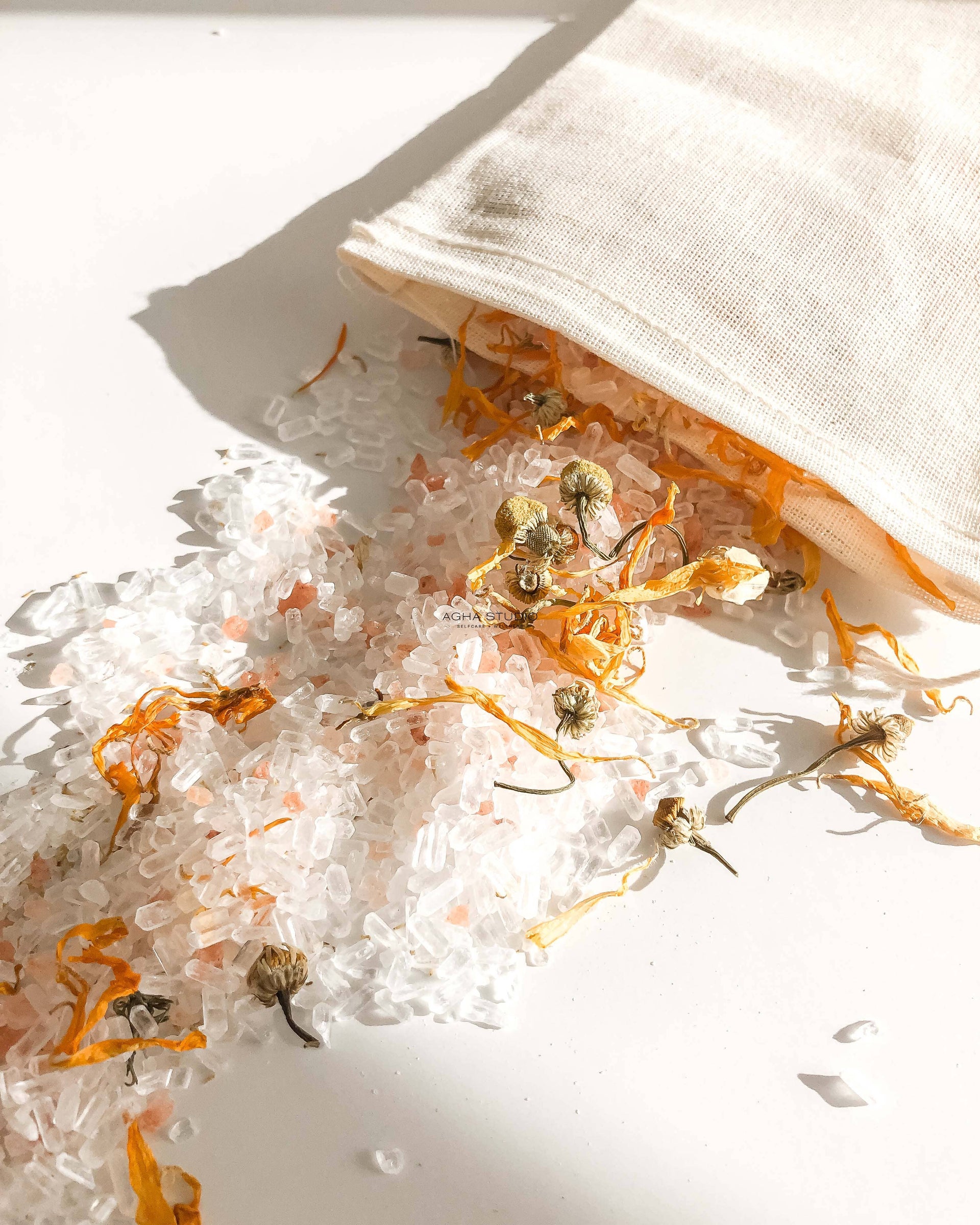 Eucalyptus Detox Bath Salts | Rose+Reed