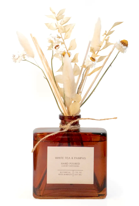 White Tea & Pampas Bouquet Reed Bundle Fragrance Diffuser